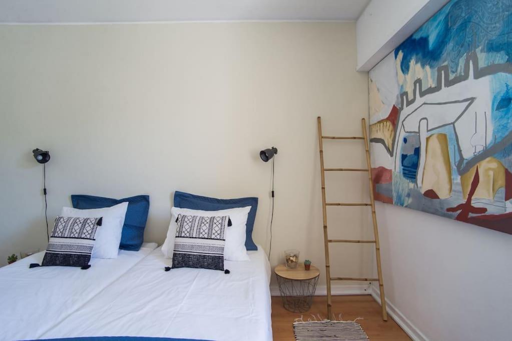 Lisbon Waves Surf Lodge Алмада Экстерьер фото